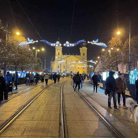 Central Palace Apartman Debrecen Kültér fotó