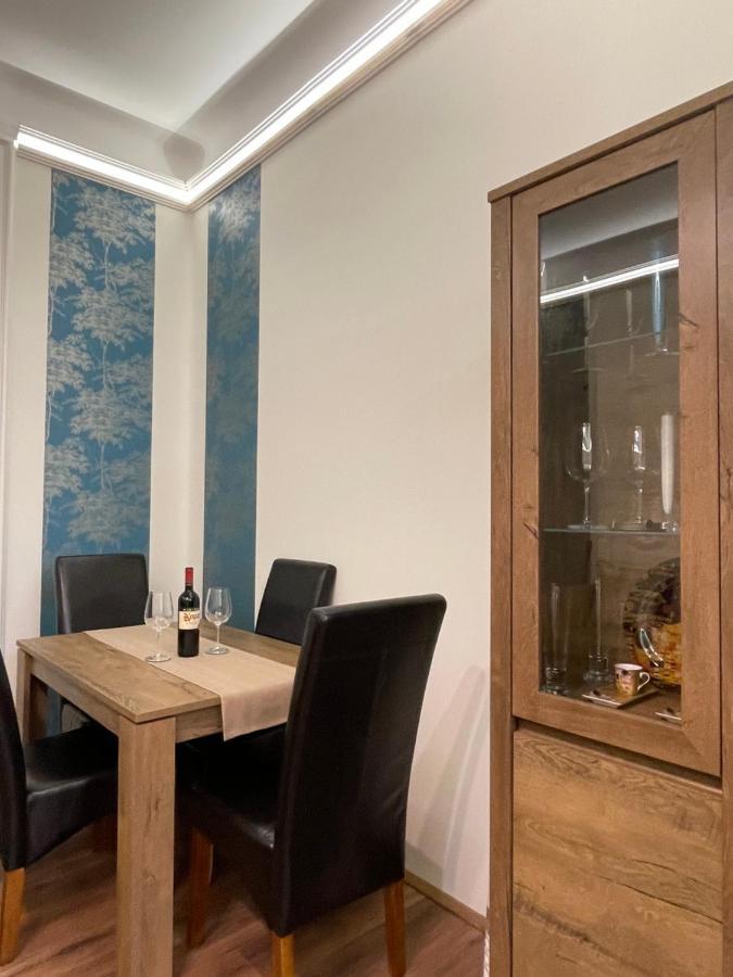 Central Palace Apartman Debrecen Kültér fotó