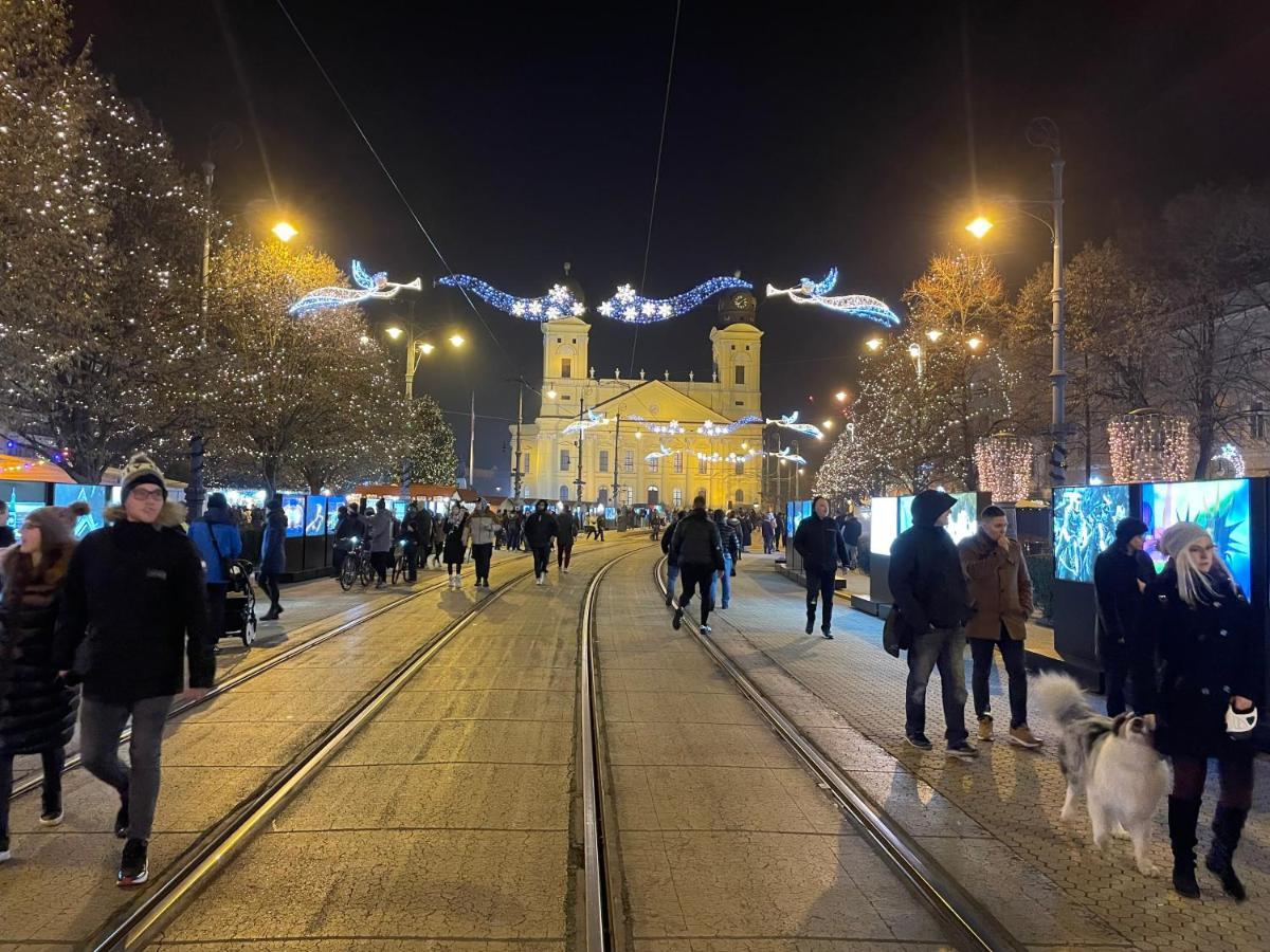 Central Palace Apartman Debrecen Kültér fotó